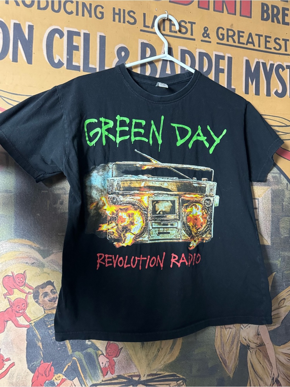 Green Day Revolution Radio Band 2017 Tour Graphic T-Shirt